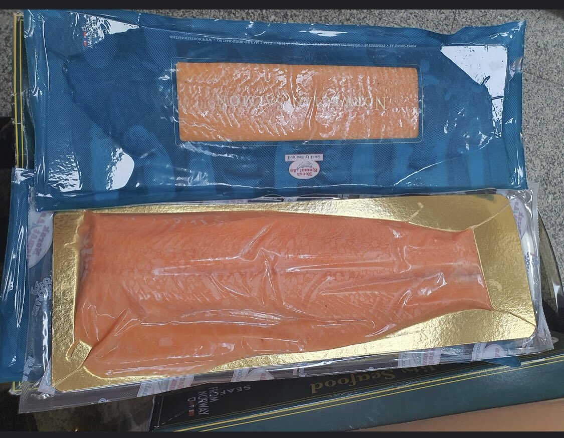 سالمون فيليه مجمد